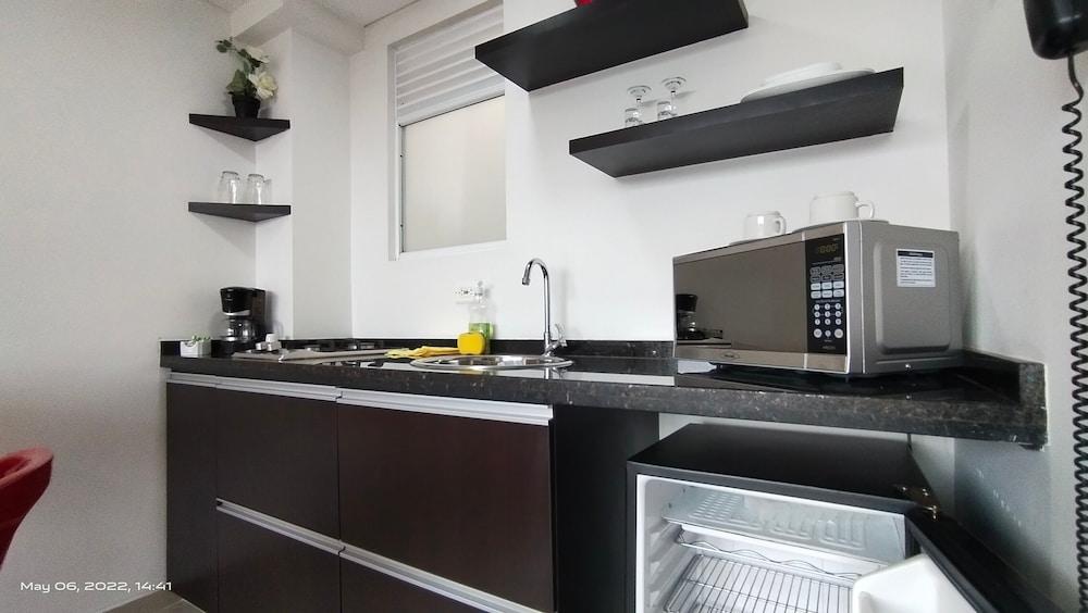 Hotel Piaro In Suites 칼리 외부 사진