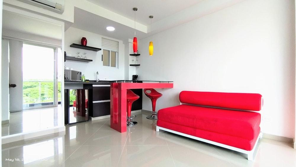 Hotel Piaro In Suites 칼리 외부 사진
