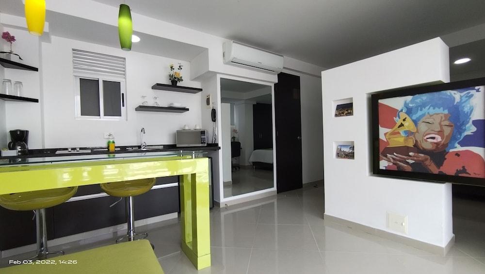 Hotel Piaro In Suites 칼리 외부 사진