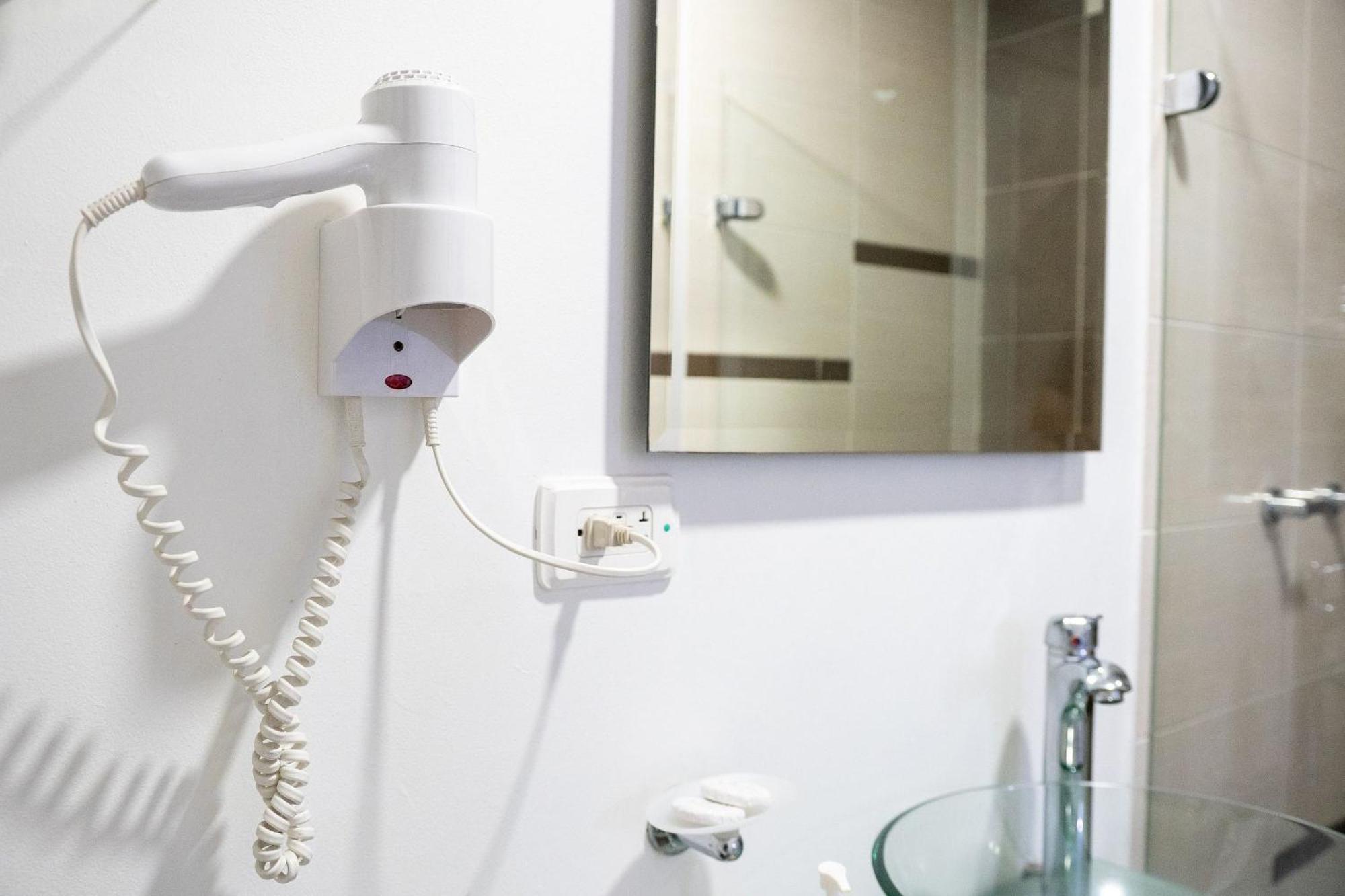Hotel Piaro In Suites 칼리 외부 사진