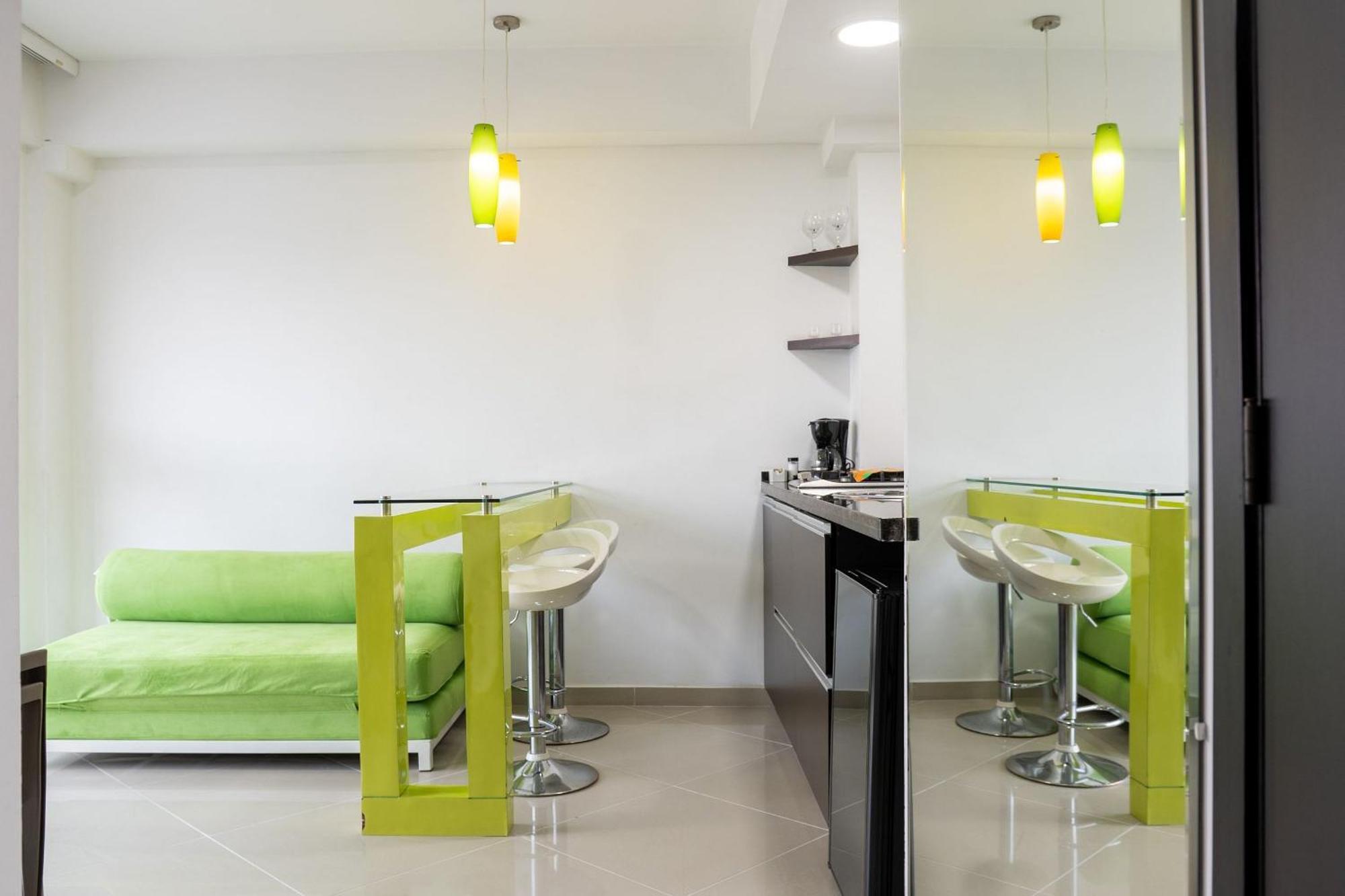 Hotel Piaro In Suites 칼리 외부 사진