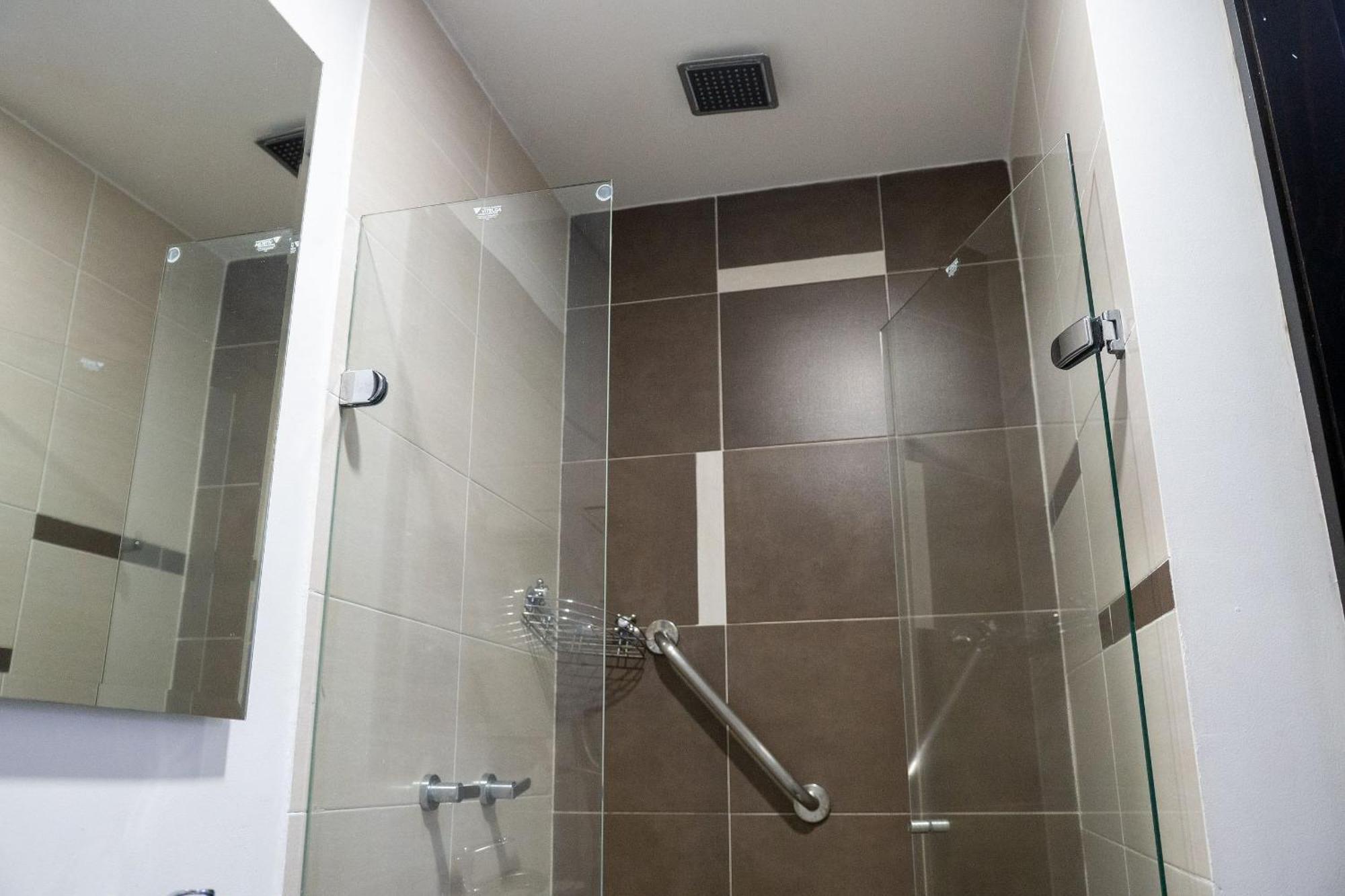 Hotel Piaro In Suites 칼리 외부 사진